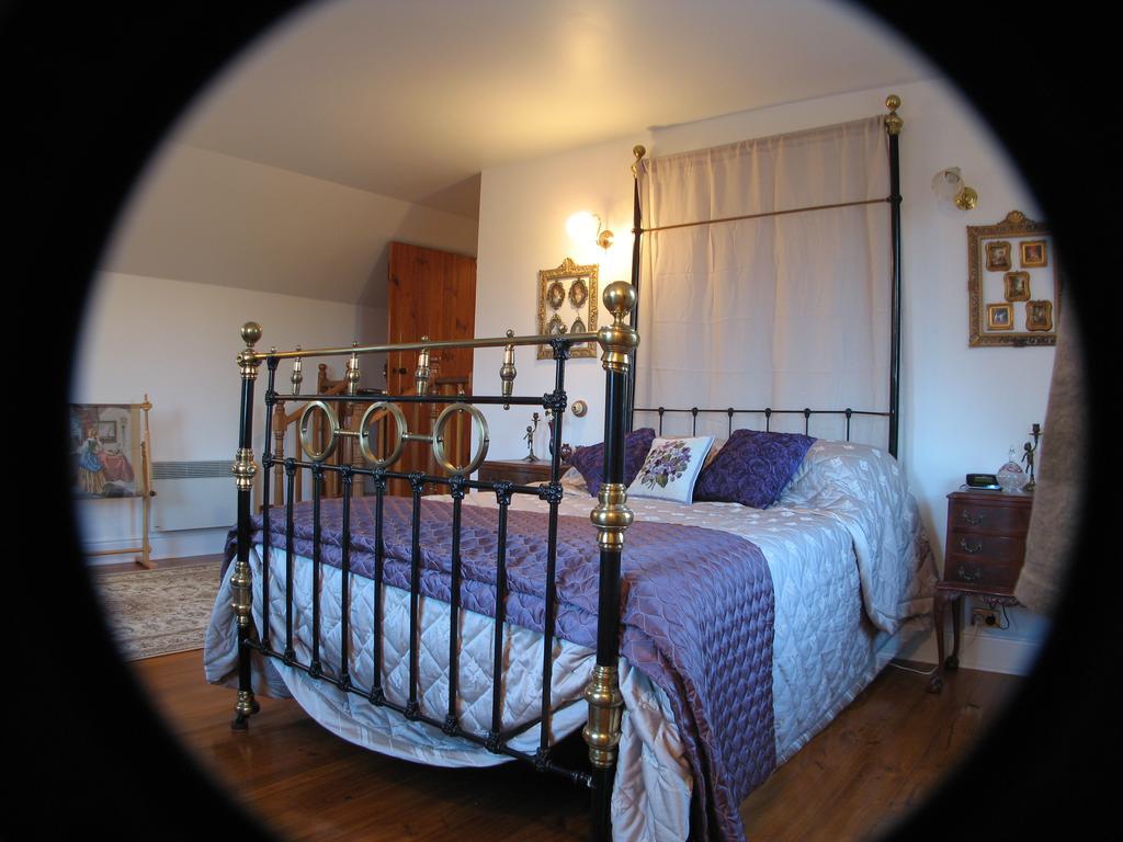Ellie'S Place On City Park Launceston Chambre photo