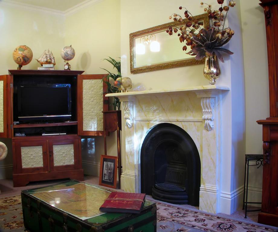 Ellie'S Place On City Park Launceston Chambre photo