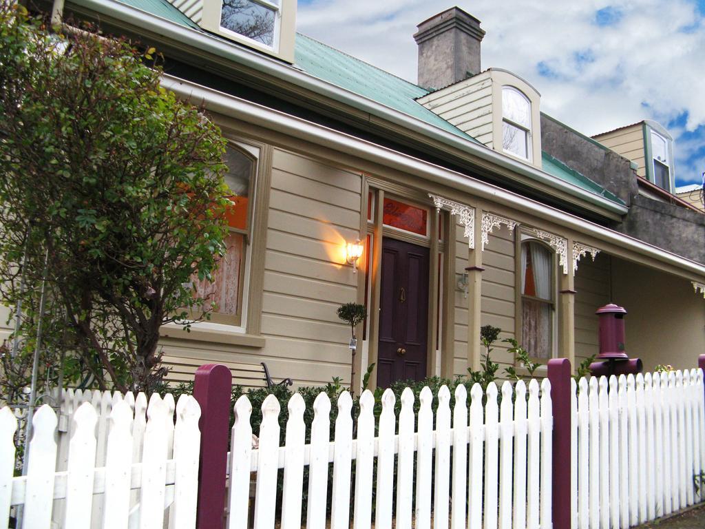 Ellie'S Place On City Park Launceston Chambre photo