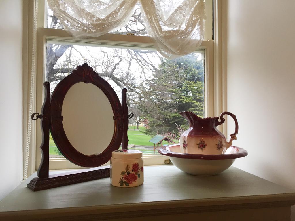 Ellie'S Place On City Park Launceston Chambre photo