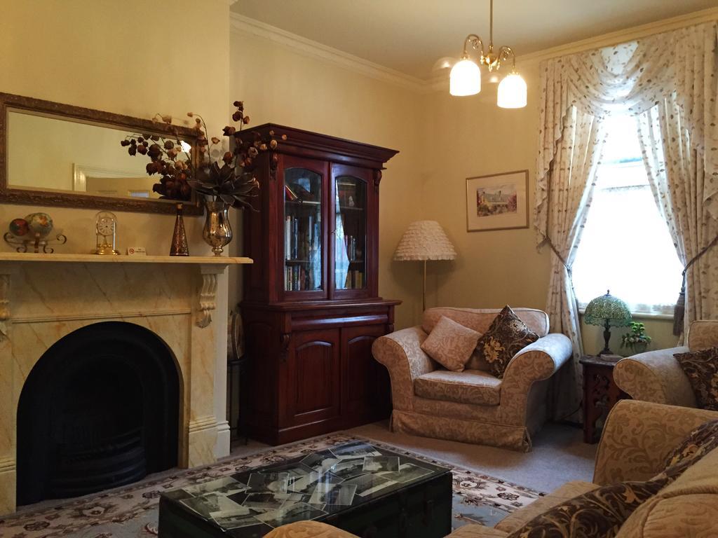 Ellie'S Place On City Park Launceston Chambre photo